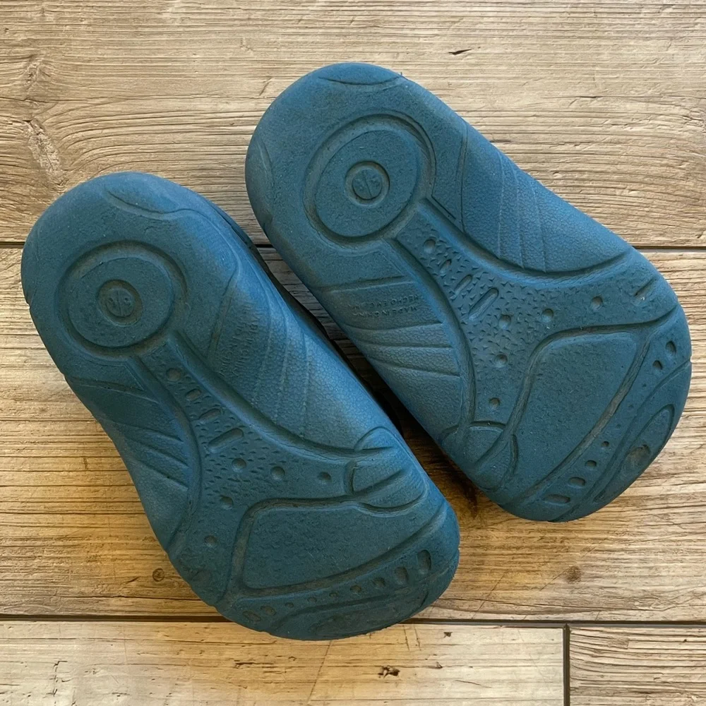 Disney | Stitch Slip On Shoes | Size: 5/6 (Toddler)